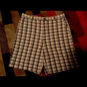 Classic Heritage Plaid men’s shorts